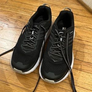 Hola One One Clifton 6